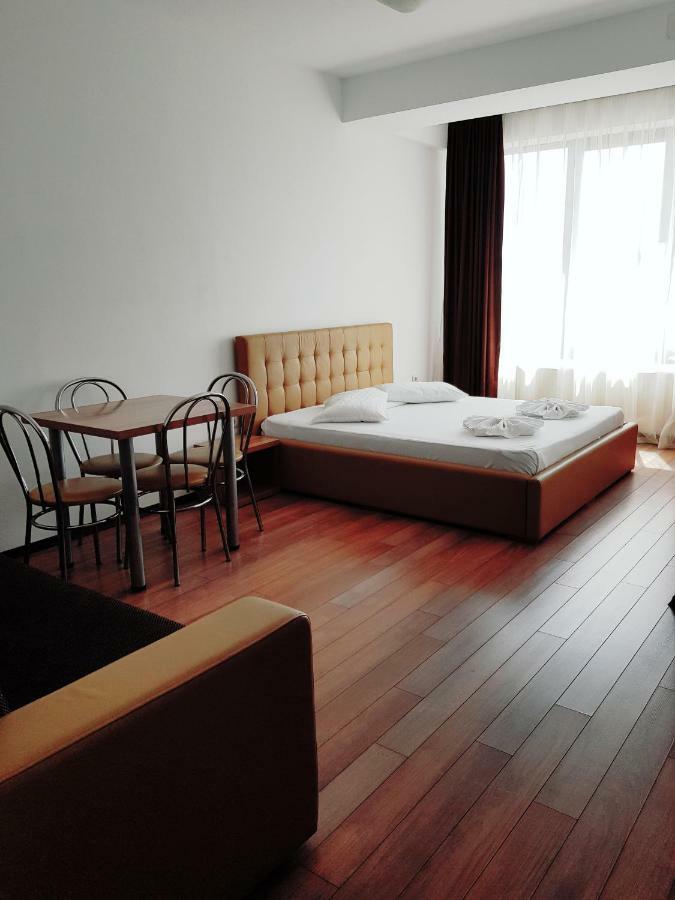 Sea View Studio Mamaia Apartment ภายนอก รูปภาพ